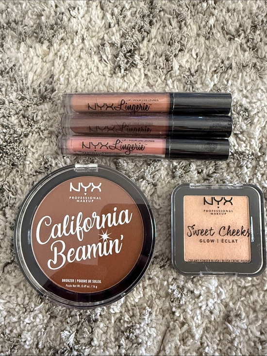 NYX Other - NYX Beauty Bundle